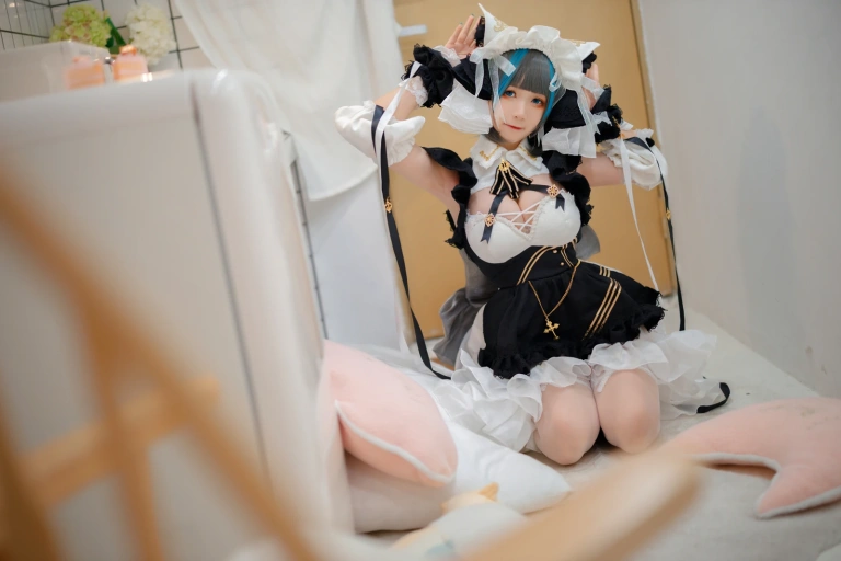樱落酱w《柴郡》主题写真：28张全套美图