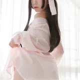 樱落酱w《比叡睡衣》主题写真：17张全套美图