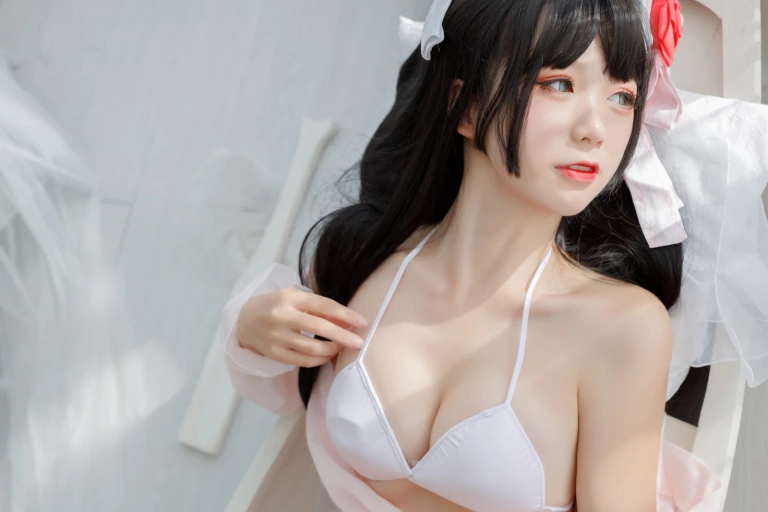 樱落酱w《比叡睡衣》主题写真：17张全套美图