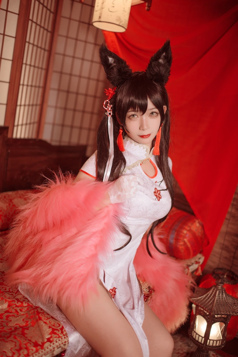 樱落酱w《爱宕新春旗袍》主题写真：16张全套美图