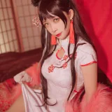 樱落酱w《爱宕新春旗袍》主题写真：16张全套美图