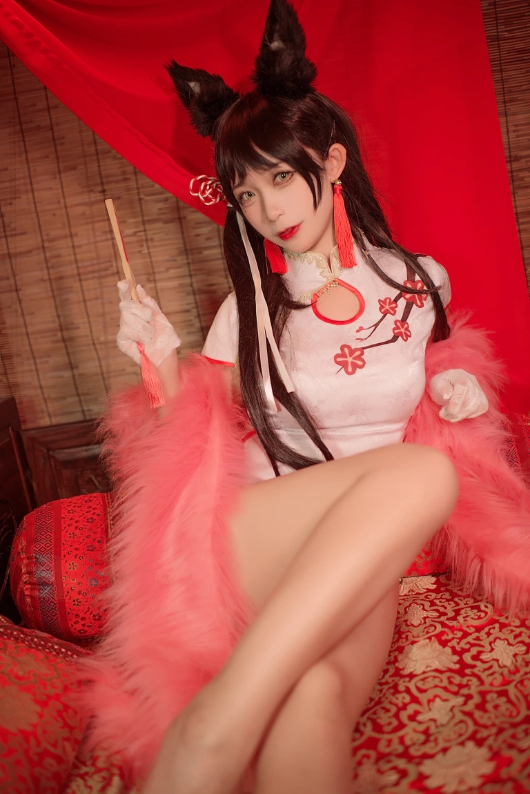樱落酱w《爱宕新春旗袍》主题写真：16张全套美图