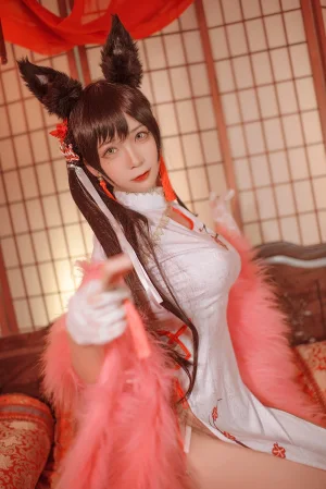 樱落酱w《爱宕新春旗袍》主题写真：16张全套美图