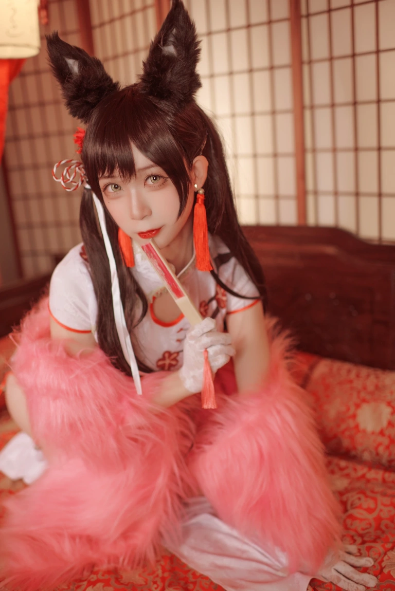 樱落酱w《爱宕新春旗袍》主题写真：16张全套美图