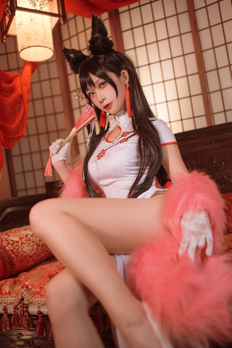 樱落酱w《爱宕新春旗袍》主题写真：16张全套美图