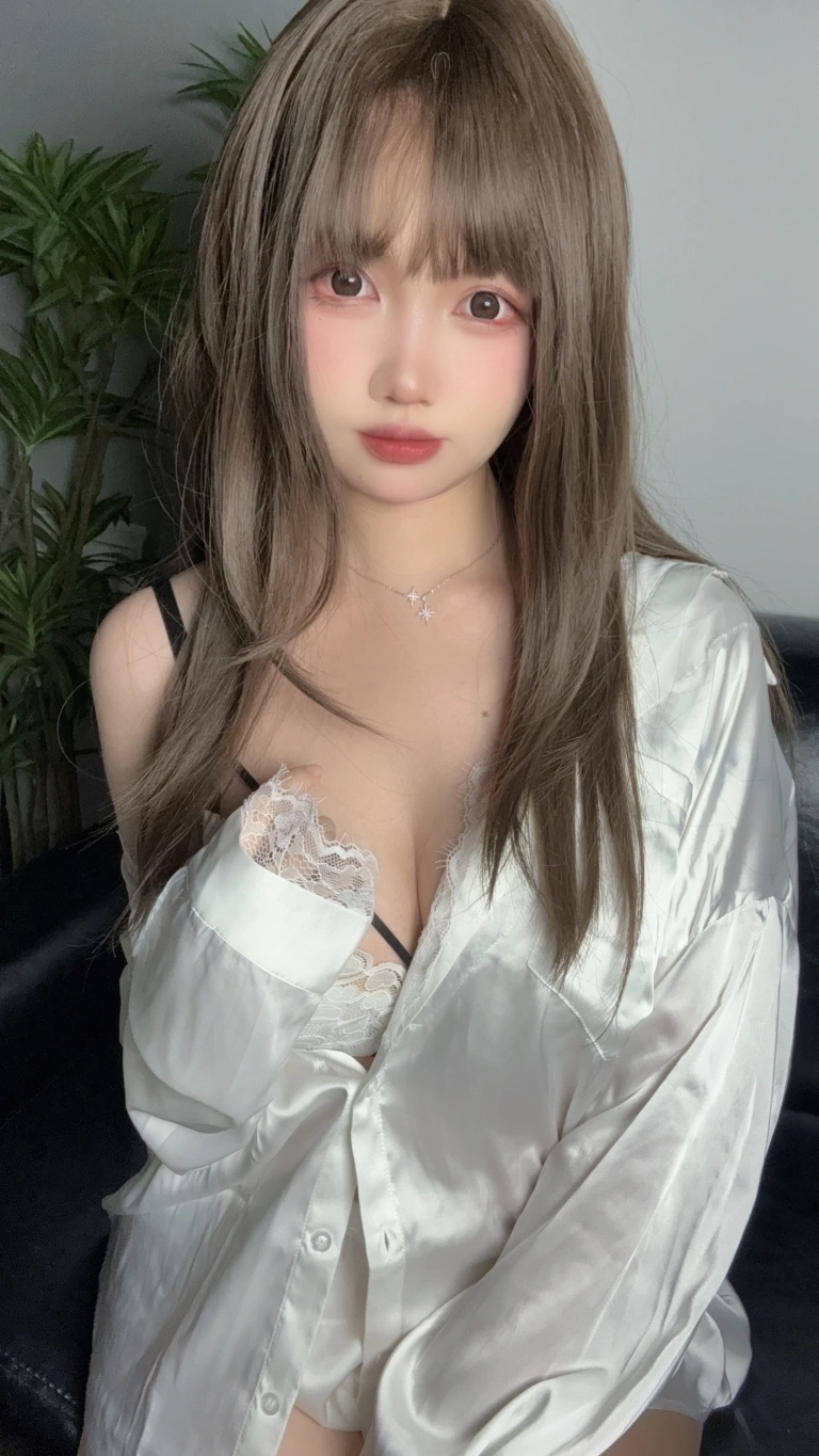洛桑w伊梓《专属衬衫雪糕》主题写真：37张全套美图