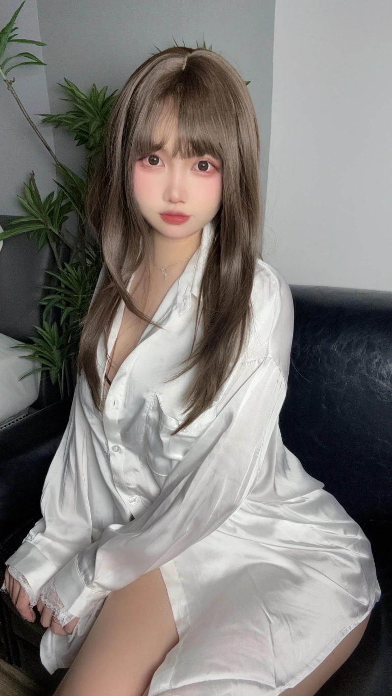 洛桑w伊梓《专属衬衫雪糕》主题写真：37张全套美图