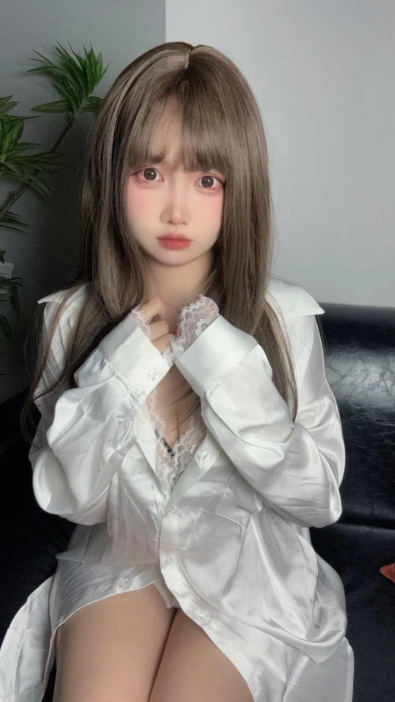 洛桑w伊梓《专属衬衫雪糕》主题写真：37张全套美图