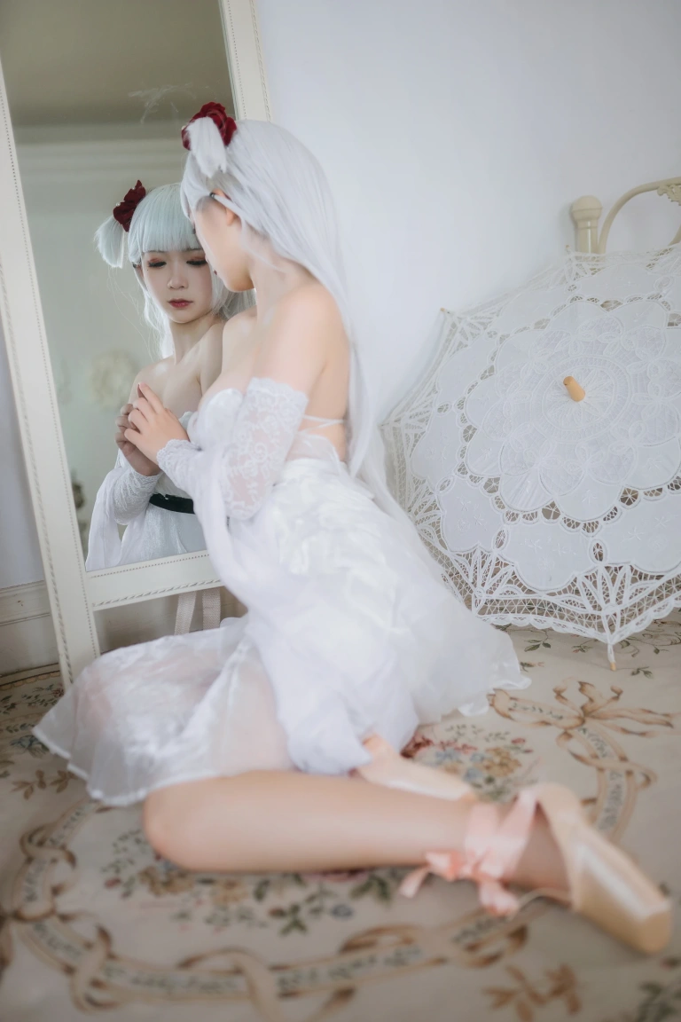 樱落酱w《翔鹤》主题写真：22张全套美图