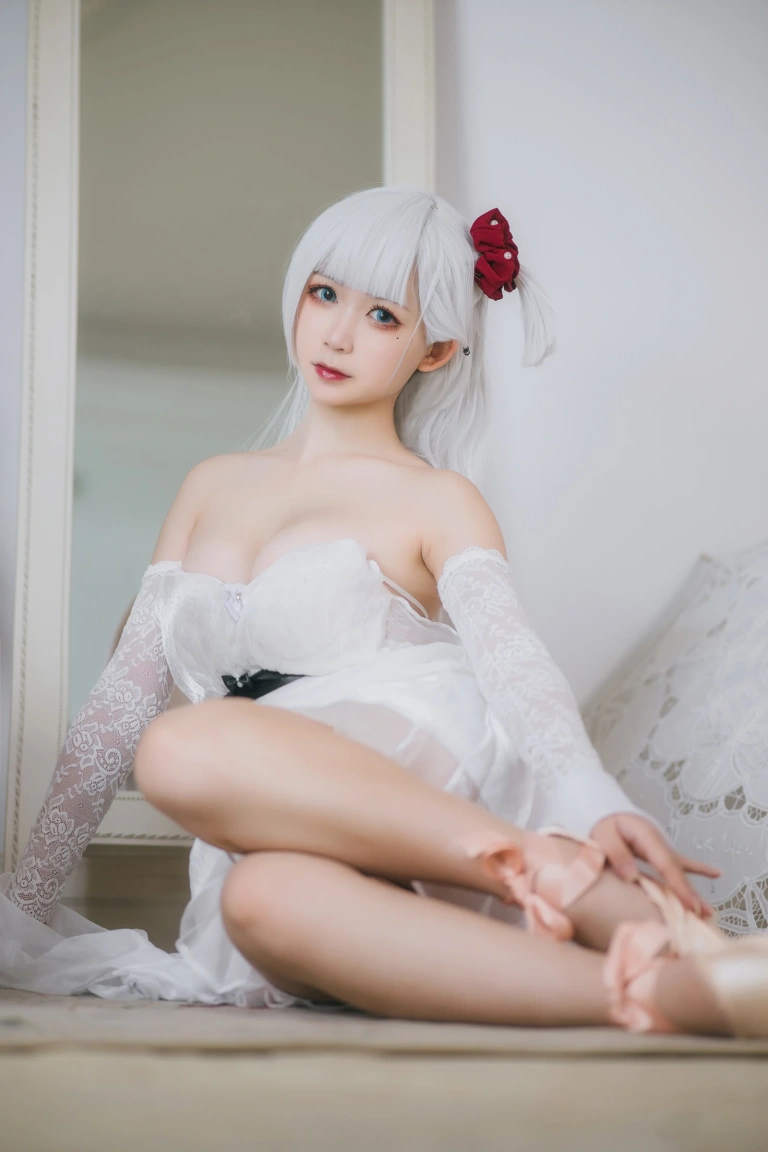 樱落酱w《翔鹤》主题写真：22张全套美图