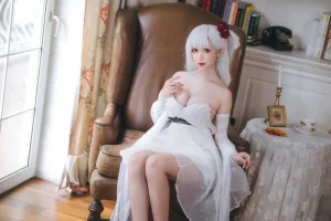樱落酱w《翔鹤》主题写真：22张全套美图