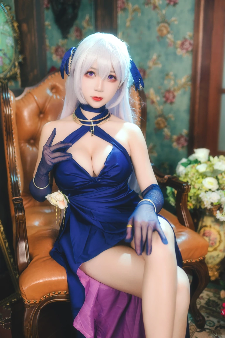 樱落酱w《贝法礼服》主题写真：12张全套美图