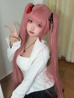 洛桑w伊梓《25年3月会员专属 学妹黄裙》主题写真：34张全套美图