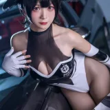 樱落酱w《高雄赛车》主题写真：12张全套美图