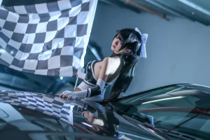 樱落酱w《高雄赛车》主题写真：12张全套美图