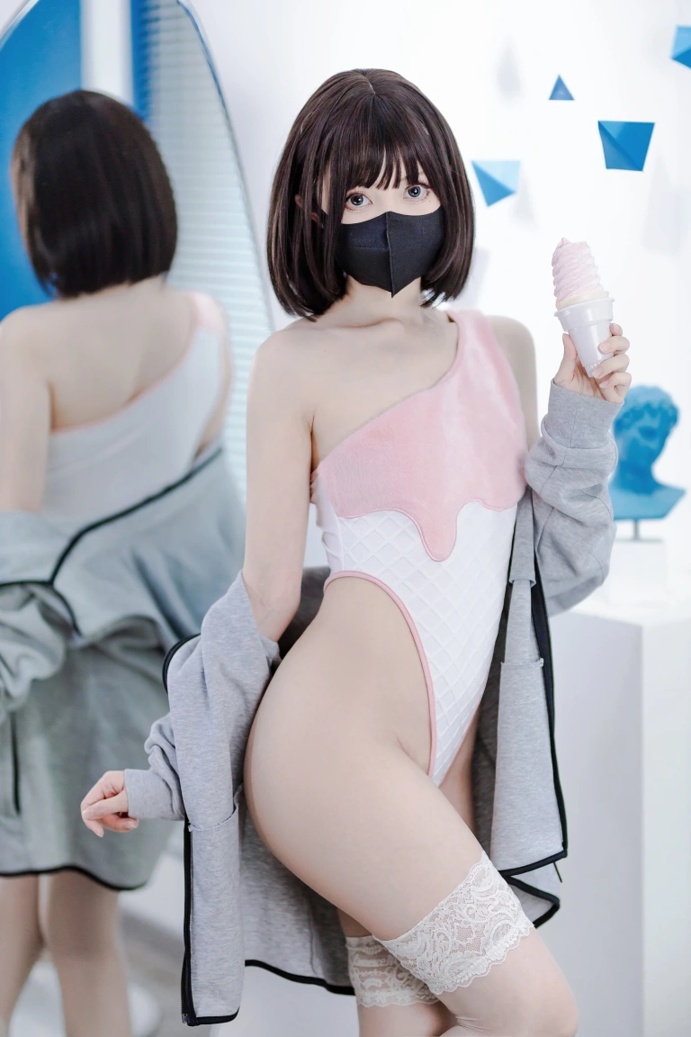 洛桑w伊梓《甜筒》主题写真：40张全套美图