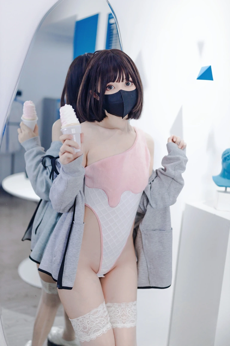 洛桑w伊梓《甜筒》主题写真：40张全套美图