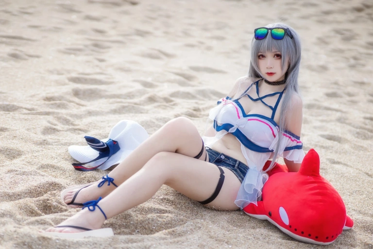 樱落酱w《斯卡蒂泳装》主题写真：21张全套美图