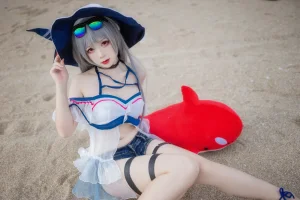 樱落酱w《斯卡蒂泳装》主题写真：21张全套美图