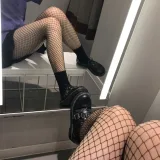 眼酱大魔王w《试衣间无修原图带视频》主题写真：27张全套美图，含2个视频