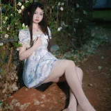 洛桑w伊梓《春夏之交》主题写真：45张全套美图
