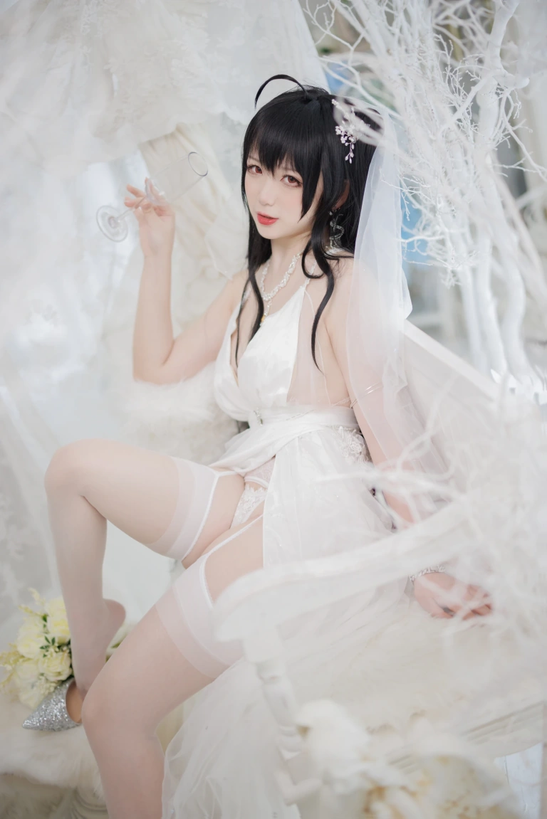 樱落酱w《大凤花嫁》主题写真：26张全套美图