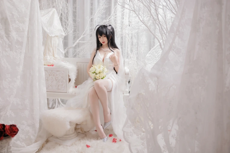 樱落酱w《大凤花嫁》主题写真：26张全套美图