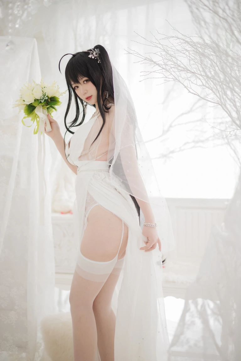 樱落酱w《大凤花嫁》主题写真：26张全套美图