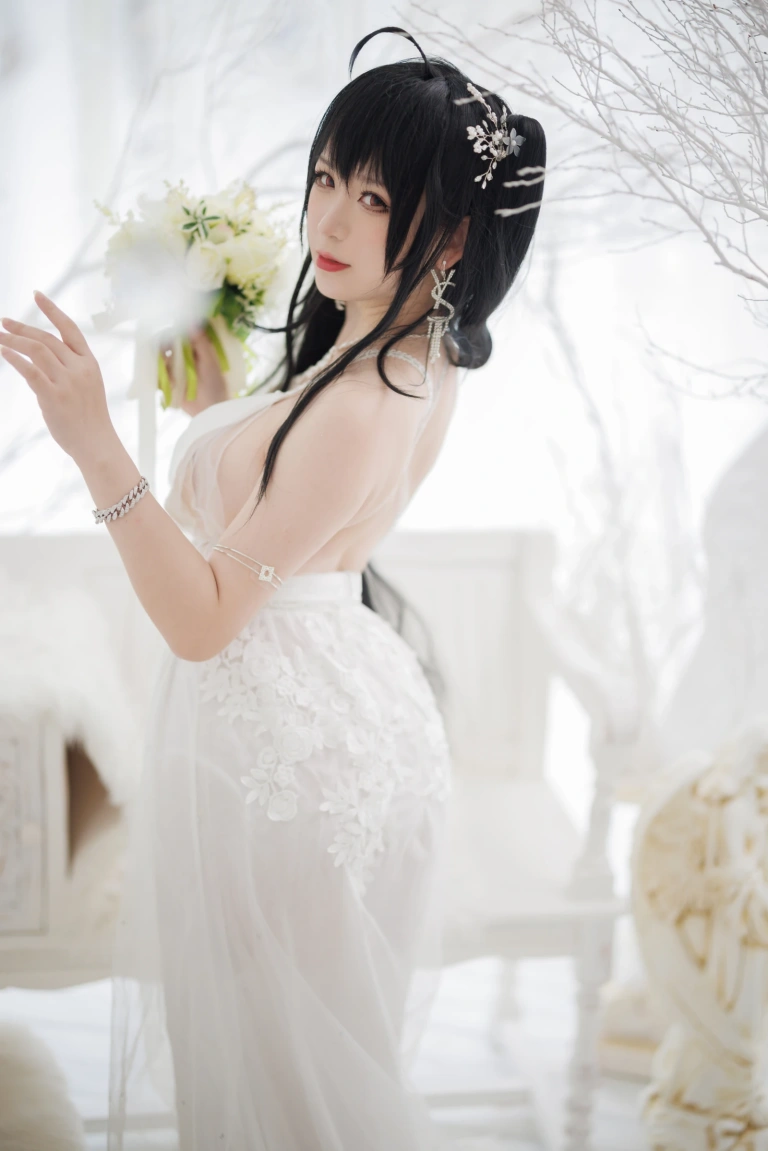 樱落酱w《大凤花嫁》主题写真：26张全套美图