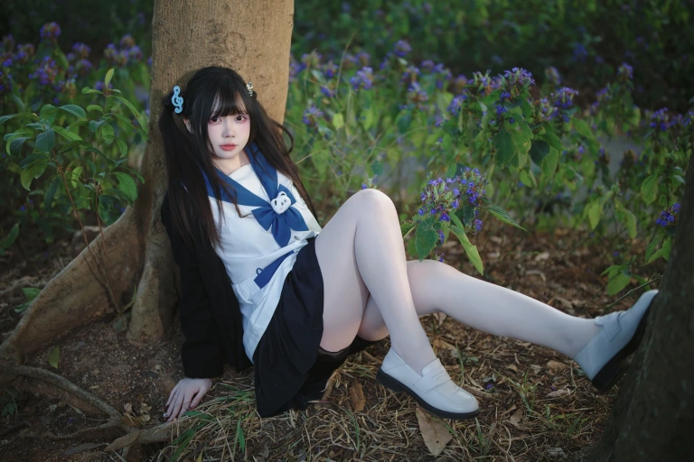 洛桑w伊梓《桑梓双马尾jk》主题写真：38张全套美图