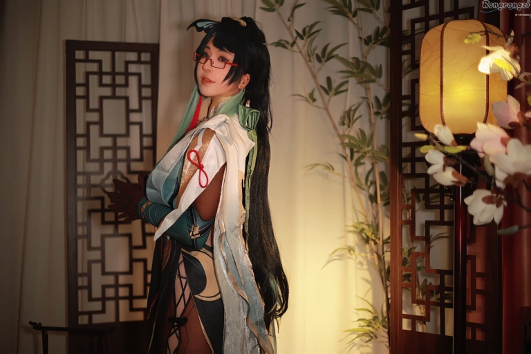 小容仔咕咕咕w《闲云》主题写真：40张全套美图