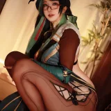 小容仔咕咕咕w《闲云》主题写真：40张全套美图