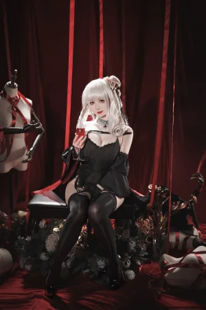 樱落酱w《吕佐夫礼服》主题写真：30张全套美图