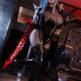 小容仔咕咕咕w《一只龙娘》主题写真：57张全套美图