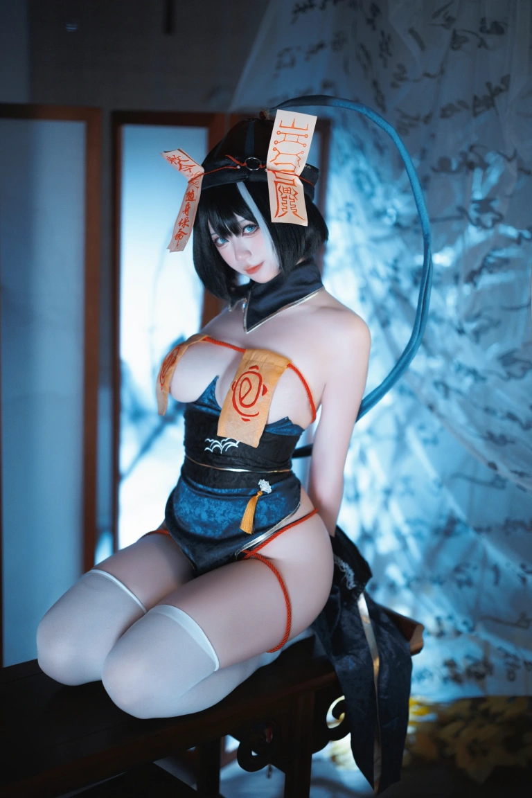 樱落酱w《碧蓝航线 华甲僵尸》主题写真：38张全套美图