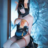 樱落酱w《碧蓝航线 华甲僵尸》主题写真：38张全套美图