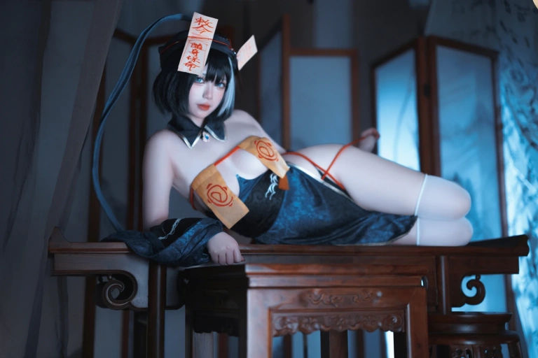 樱落酱w《碧蓝航线 华甲僵尸》主题写真：38张全套美图