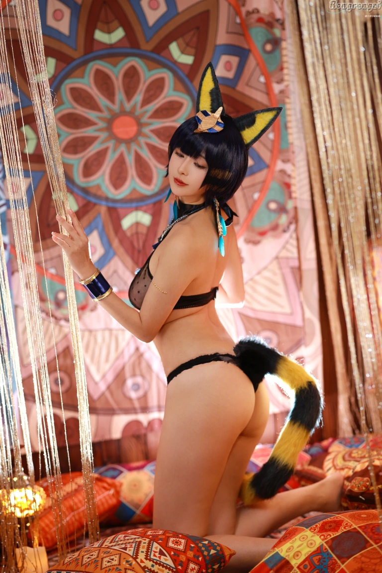 小容仔咕咕咕w《埃及猫》主题写真：61张全套美图，含1个视频