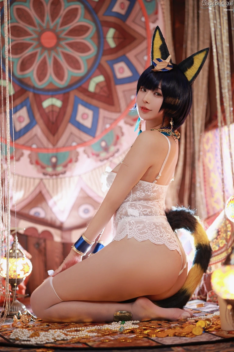 小容仔咕咕咕w《埃及猫》主题写真：61张全套美图，含1个视频