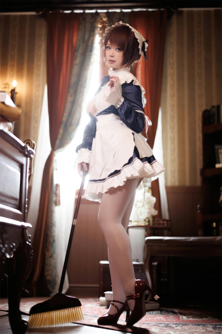 樱落酱w《屑屑女仆长》主题写真：28张全套美图