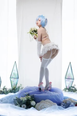 樱落酱w《从零开始的异世界生活 蕾姆花嫁》主题写真：25张全套美图