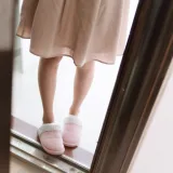 眼酱大魔王w《人妻丝袜红茶》主题写真：57张全套美图