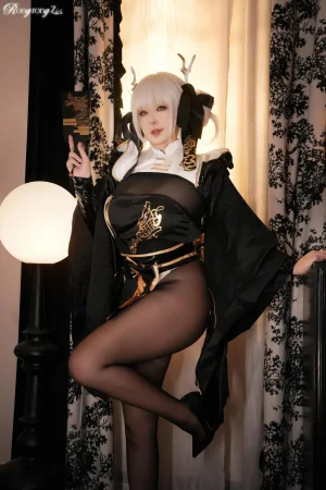 小容仔咕咕咕w《NIKKE胜利女神 布兰儿白兔》主题写真：45张全套美图