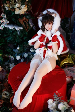 樱落酱w《圣诞小鹿》主题写真：28张全套美图