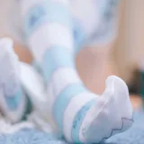 眼酱大魔王w《足控必备（白丝）》主题写真：15张全套美图