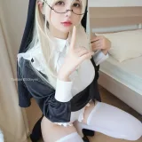 眼酱大魔王w《修女シスター》主题写真：34张全套美图，含2个视频