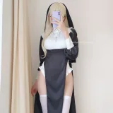 眼酱大魔王w《修女シスター》主题写真：34张全套美图，含2个视频