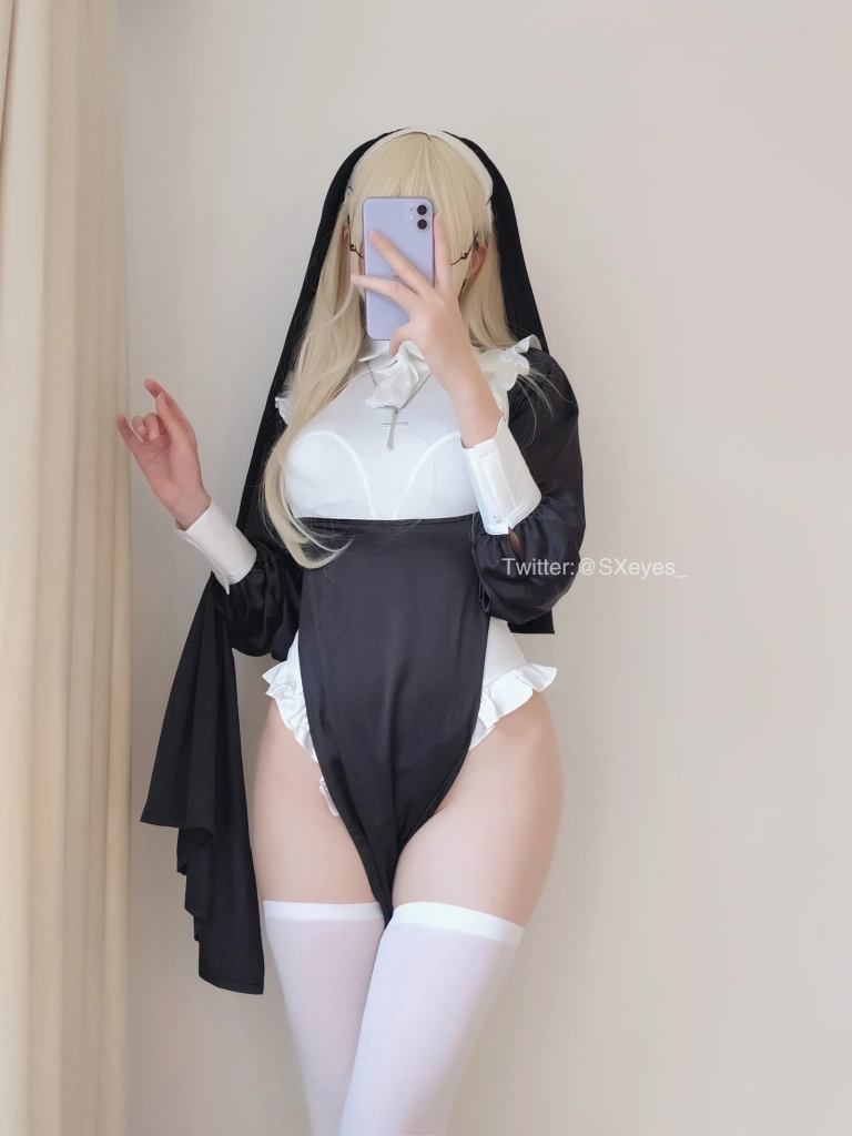 眼酱大魔王w《修女シスター》主题写真：34张全套美图，含2个视频