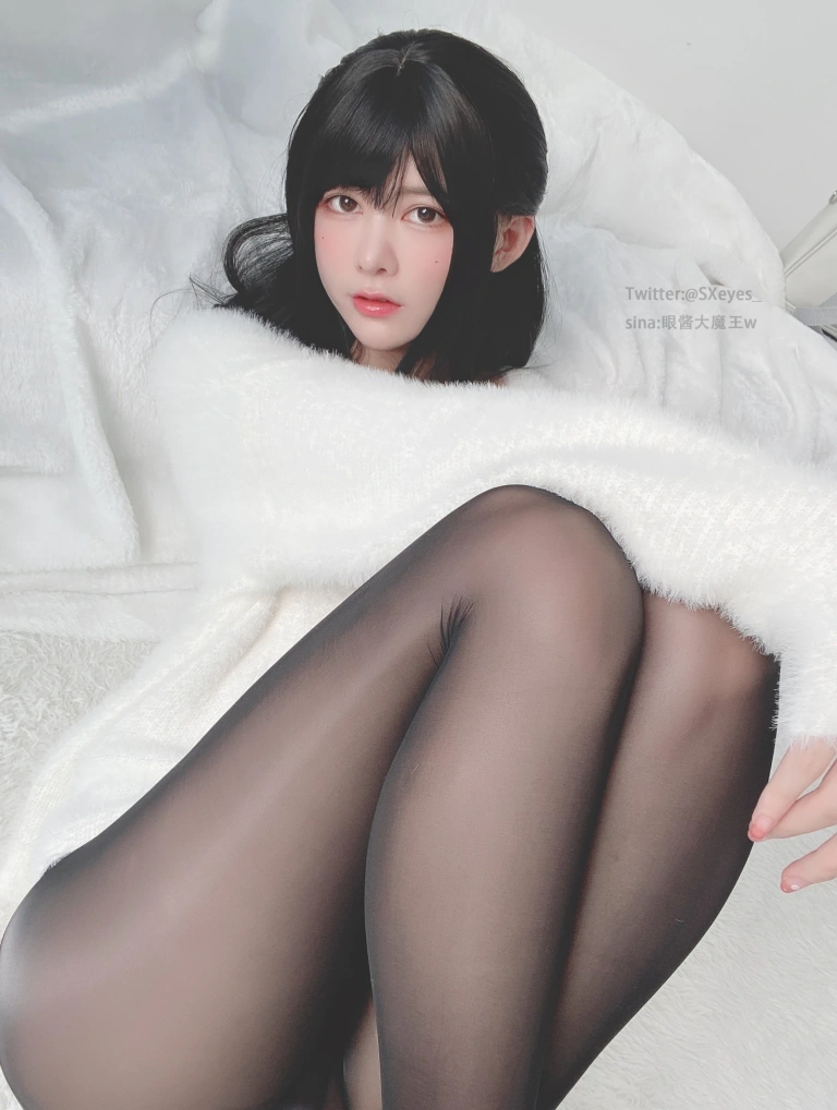 眼酱大魔王w《VOL.10 鼠年贺岁》主题写真：39张全套美图，含1个视频