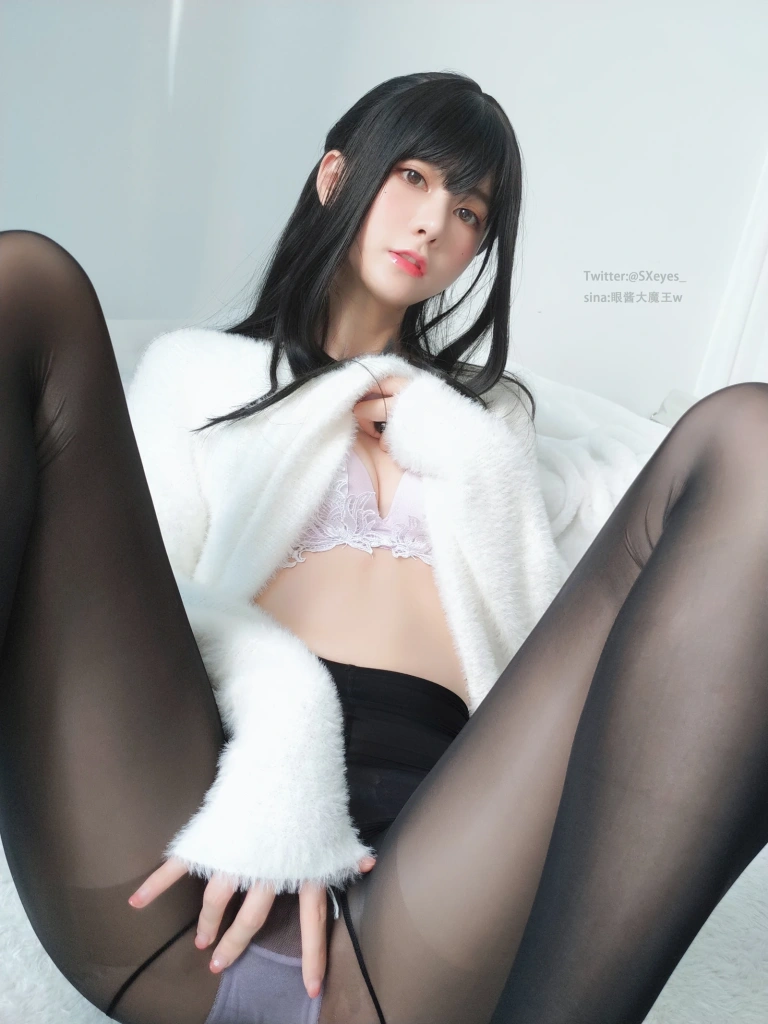 眼酱大魔王w《VOL.10 鼠年贺岁》主题写真：39张全套美图，含1个视频